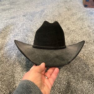 Black, felt Cowboy hat
